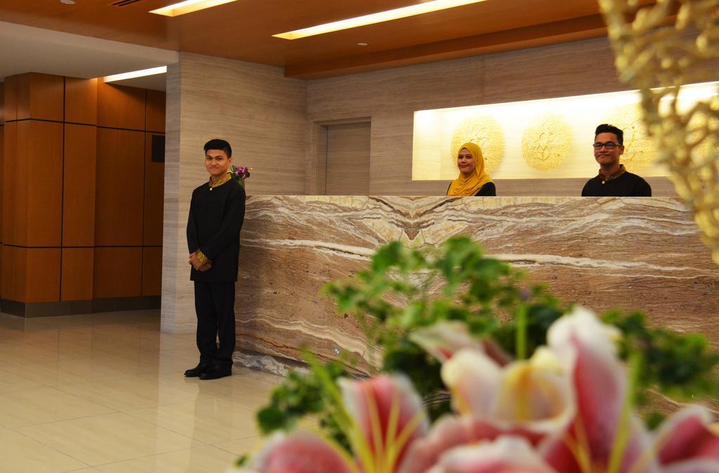 V8 Hotel Johor Bahru Exterior foto